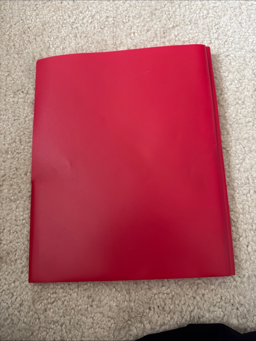 Red  - Slim Protective Folder - Picture 4 of 4